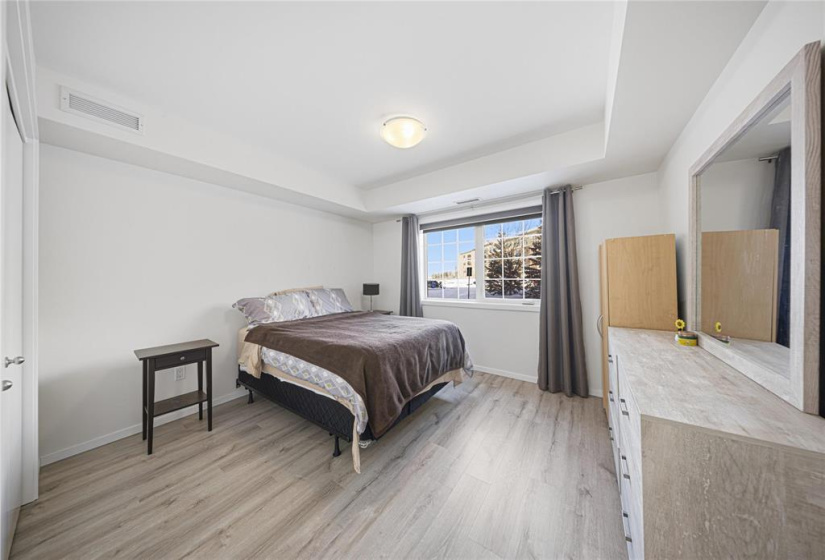 25 Bridgeland, 2 Bedrooms Bedrooms, 7 Rooms Rooms,1 BathroomBathrooms,Condominium,For Sale,Bridgeland