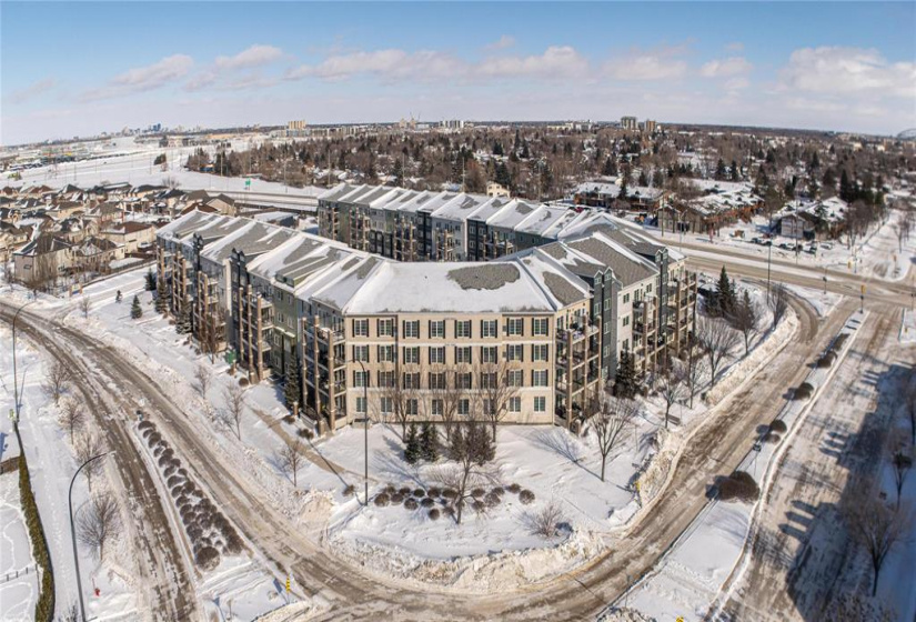 25 Bridgeland, 2 Bedrooms Bedrooms, 7 Rooms Rooms,1 BathroomBathrooms,Condominium,For Sale,Bridgeland