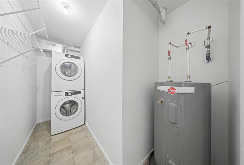 25 Bridgeland, 2 Bedrooms Bedrooms, 7 Rooms Rooms,1 BathroomBathrooms,Condominium,For Sale,Bridgeland