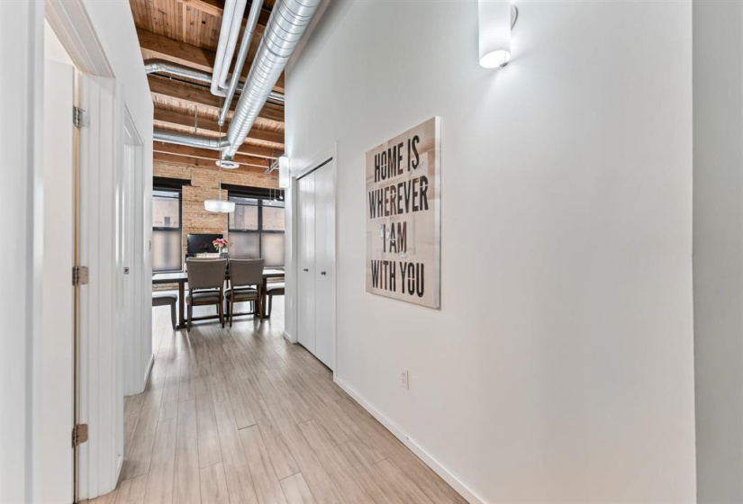 110 James, 1 Bedroom Bedrooms, 6 Rooms Rooms,1 BathroomBathrooms,Condominium,For Sale,James