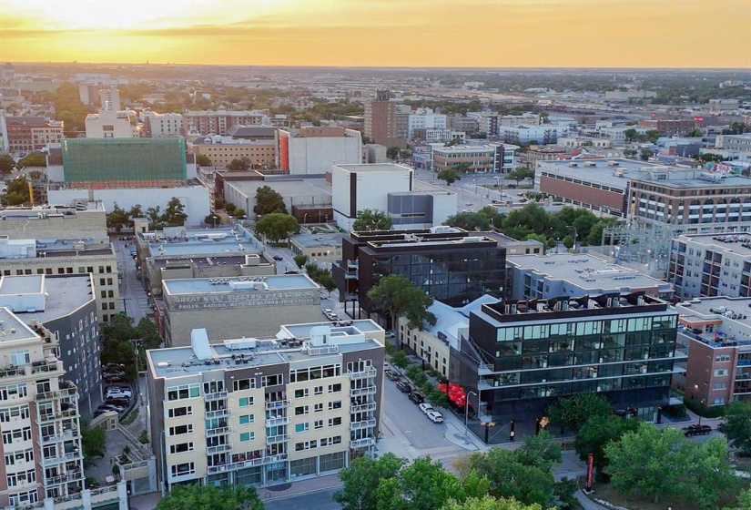 110 James, 1 Bedroom Bedrooms, 6 Rooms Rooms,1 BathroomBathrooms,Condominium,For Sale,James