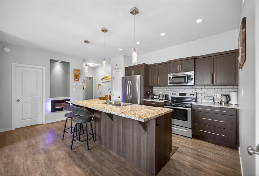 1276 Old PTH 59, 2 Bedrooms Bedrooms, 9 Rooms Rooms,2 BathroomsBathrooms,Condominium,For Sale,Old PTH 59