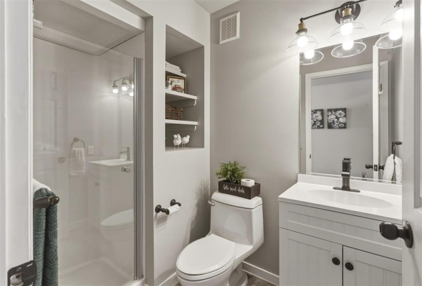 124 Barlow, 4 Bedrooms Bedrooms, 16 Rooms Rooms,3 BathroomsBathrooms,Residential,For Sale,Barlow