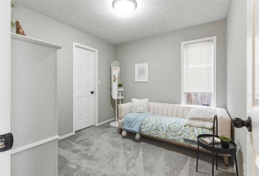 124 Barlow, 4 Bedrooms Bedrooms, 16 Rooms Rooms,3 BathroomsBathrooms,Residential,For Sale,Barlow