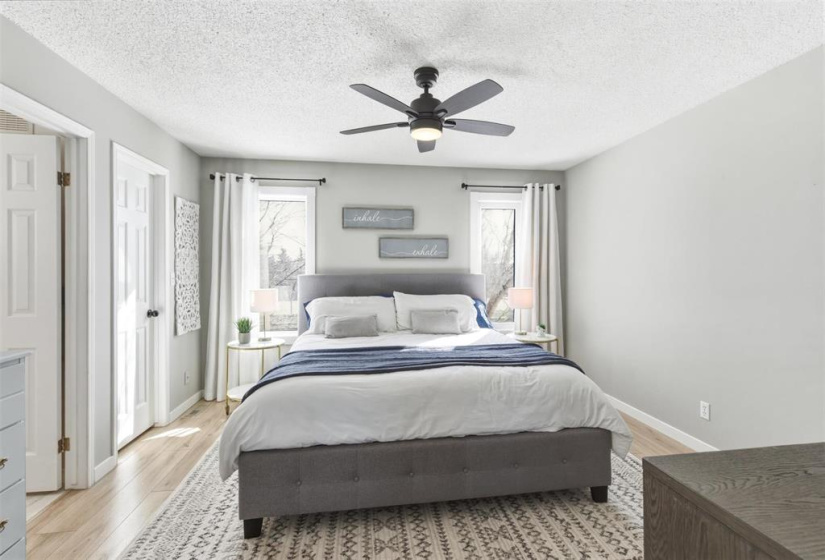 124 Barlow, 4 Bedrooms Bedrooms, 16 Rooms Rooms,3 BathroomsBathrooms,Residential,For Sale,Barlow