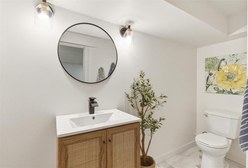 124 Barlow, 4 Bedrooms Bedrooms, 16 Rooms Rooms,3 BathroomsBathrooms,Residential,For Sale,Barlow