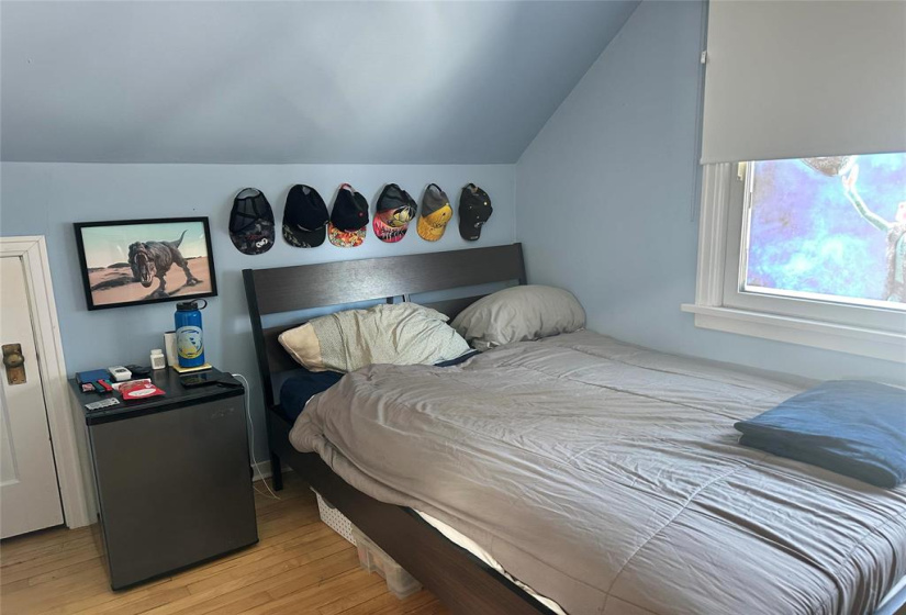 1013 Waterford, 4 Bedrooms Bedrooms, 12 Rooms Rooms,2 BathroomsBathrooms,Residential,For Sale,Waterford