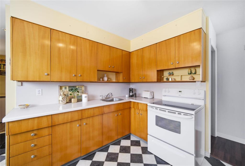 407 Olive, 2 Bedrooms Bedrooms, 7 Rooms Rooms,1 BathroomBathrooms,Residential,For Sale,Olive