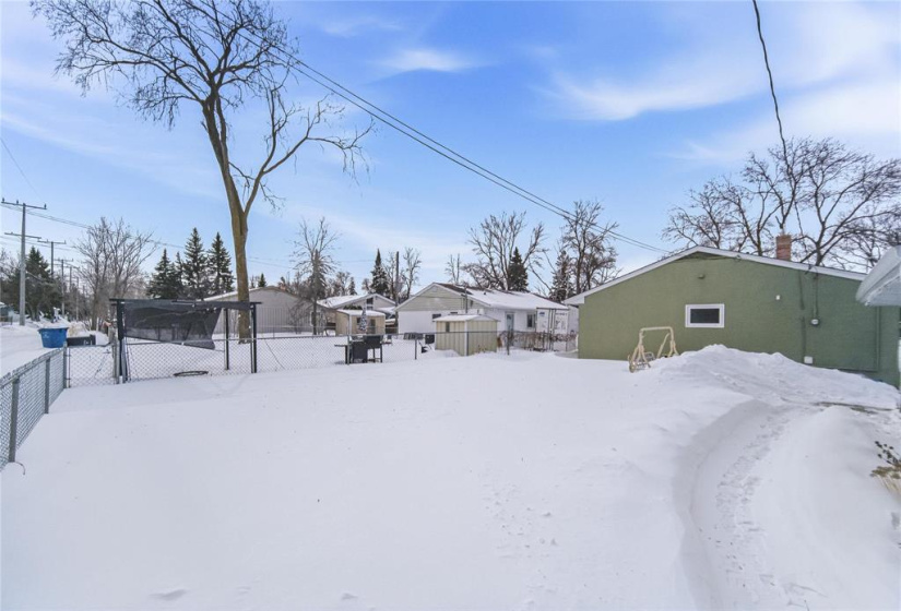 407 Olive, 2 Bedrooms Bedrooms, 7 Rooms Rooms,1 BathroomBathrooms,Residential,For Sale,Olive