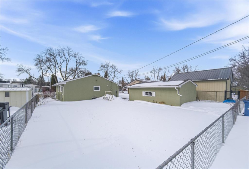 407 Olive, 2 Bedrooms Bedrooms, 7 Rooms Rooms,1 BathroomBathrooms,Residential,For Sale,Olive