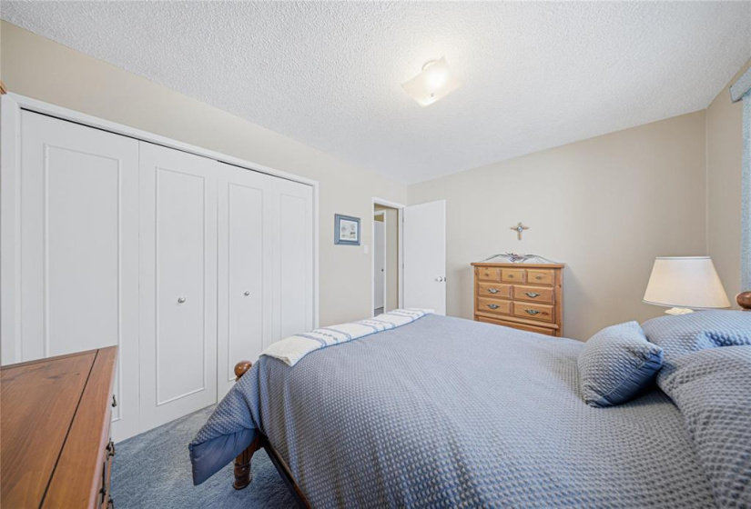 126 Royal Salinger, 4 Bedrooms Bedrooms, 14 Rooms Rooms,2 BathroomsBathrooms,Residential,For Sale,Royal Salinger