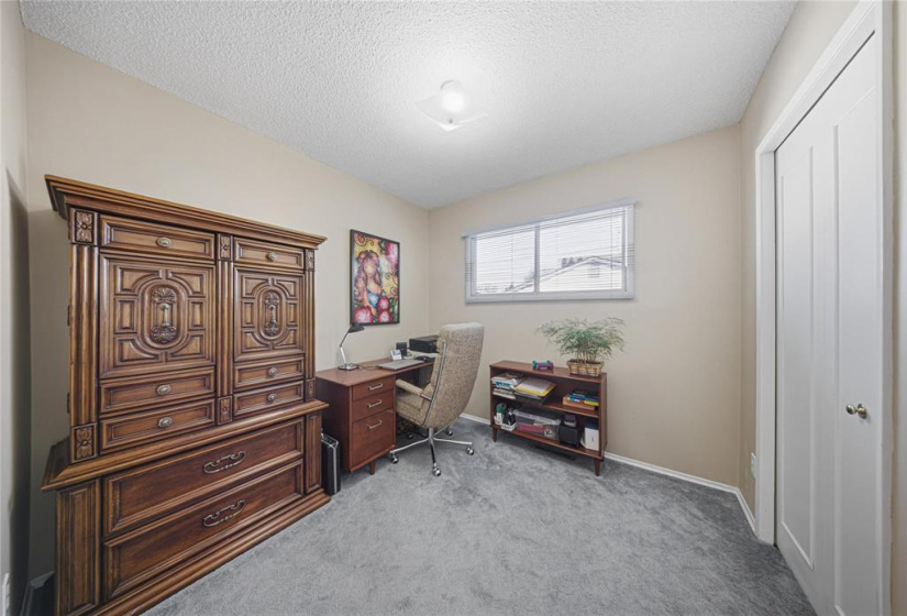 126 Royal Salinger, 4 Bedrooms Bedrooms, 14 Rooms Rooms,2 BathroomsBathrooms,Residential,For Sale,Royal Salinger