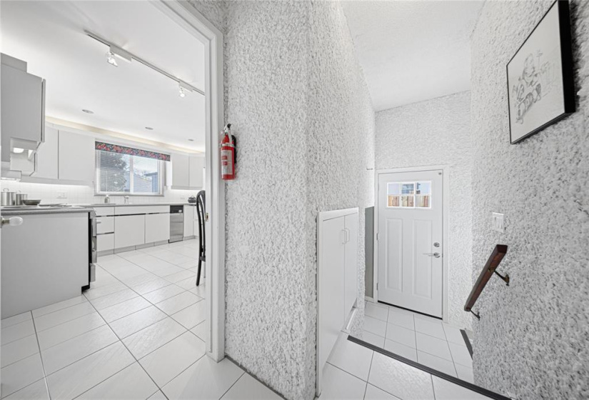 126 Royal Salinger, 4 Bedrooms Bedrooms, 14 Rooms Rooms,2 BathroomsBathrooms,Residential,For Sale,Royal Salinger