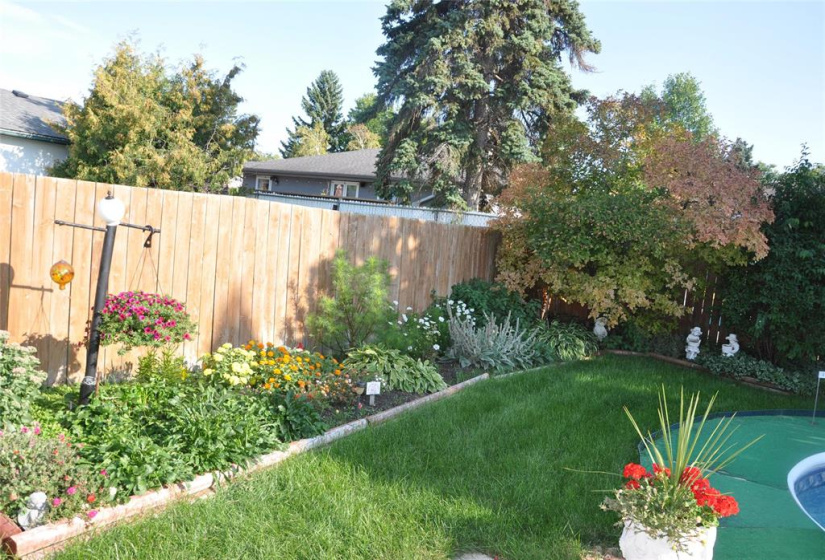 126 Royal Salinger, 4 Bedrooms Bedrooms, 14 Rooms Rooms,2 BathroomsBathrooms,Residential,For Sale,Royal Salinger