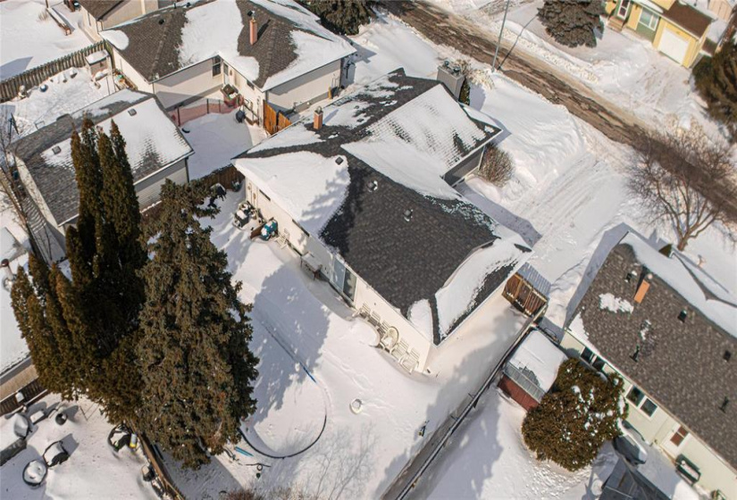 126 Royal Salinger, 4 Bedrooms Bedrooms, 14 Rooms Rooms,2 BathroomsBathrooms,Residential,For Sale,Royal Salinger