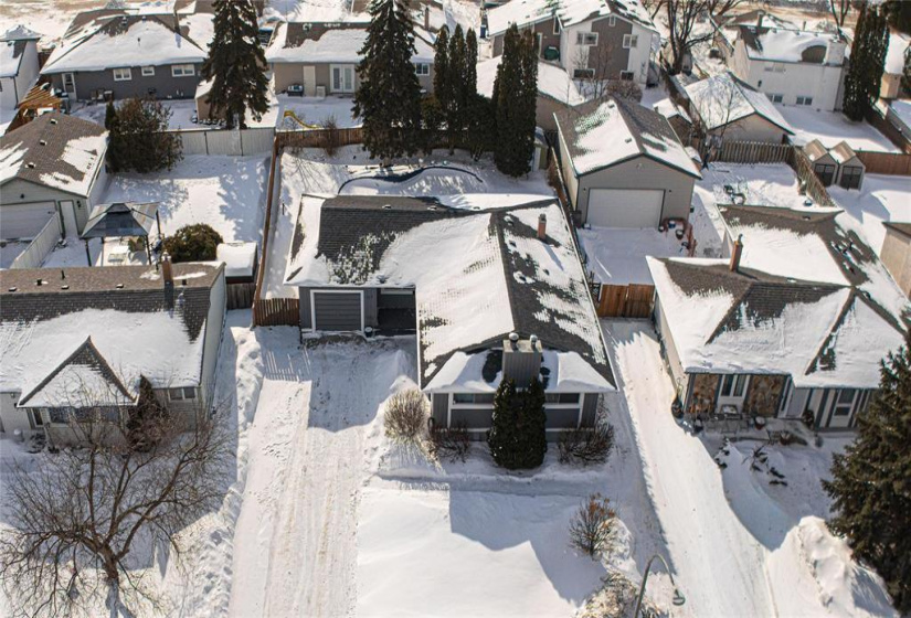 126 Royal Salinger, 4 Bedrooms Bedrooms, 14 Rooms Rooms,2 BathroomsBathrooms,Residential,For Sale,Royal Salinger