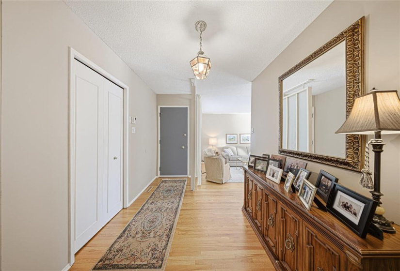 126 Royal Salinger, 4 Bedrooms Bedrooms, 14 Rooms Rooms,2 BathroomsBathrooms,Residential,For Sale,Royal Salinger