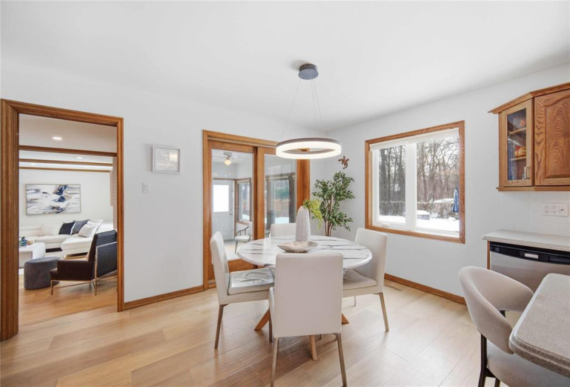 339 Victoria, 5 Bedrooms Bedrooms, 20 Rooms Rooms,3 BathroomsBathrooms,Residential,For Sale,Victoria