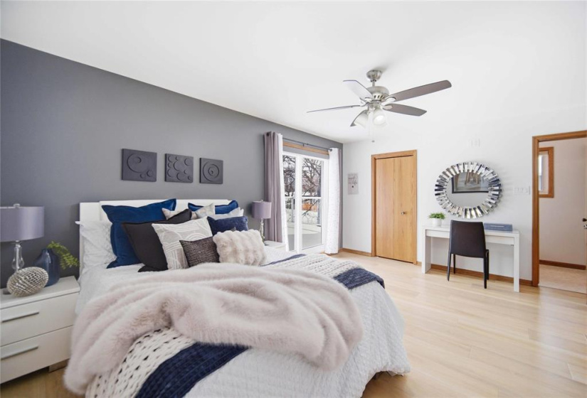 339 Victoria, 5 Bedrooms Bedrooms, 20 Rooms Rooms,3 BathroomsBathrooms,Residential,For Sale,Victoria