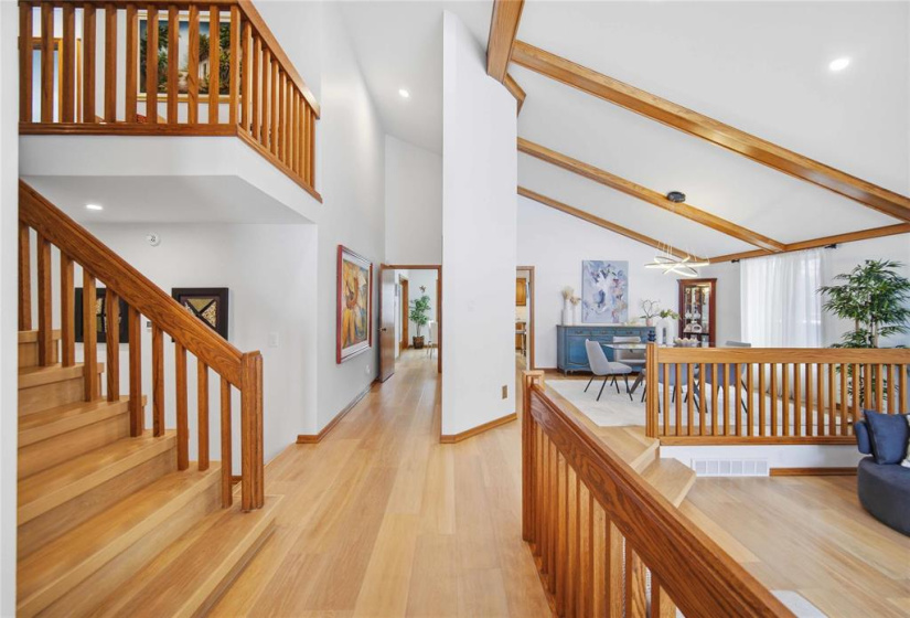 339 Victoria, 5 Bedrooms Bedrooms, 20 Rooms Rooms,3 BathroomsBathrooms,Residential,For Sale,Victoria