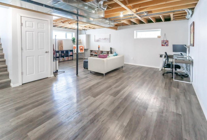 373 Notre Dame, 2 Bedrooms Bedrooms, 10 Rooms Rooms,1 BathroomBathrooms,Residential,For Sale,Notre Dame