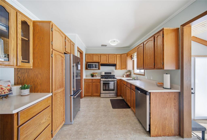 4 Neptune, 3 Bedrooms Bedrooms, 12 Rooms Rooms,2 BathroomsBathrooms,Residential,For Sale,Neptune