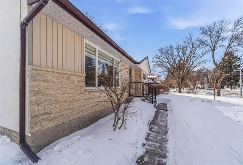 4 Neptune, 3 Bedrooms Bedrooms, 12 Rooms Rooms,2 BathroomsBathrooms,Residential,For Sale,Neptune