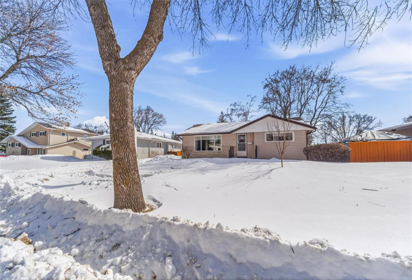 4 Neptune, 3 Bedrooms Bedrooms, 12 Rooms Rooms,2 BathroomsBathrooms,Residential,For Sale,Neptune