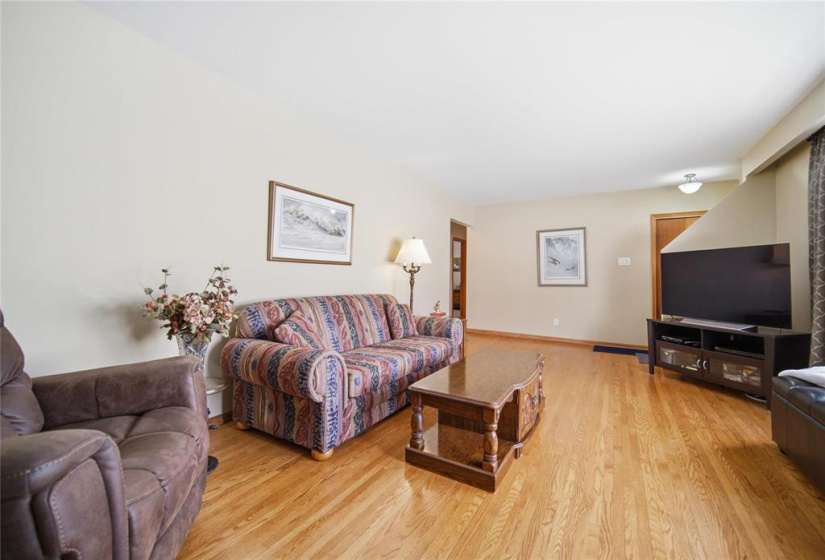 4 Neptune, 3 Bedrooms Bedrooms, 12 Rooms Rooms,2 BathroomsBathrooms,Residential,For Sale,Neptune