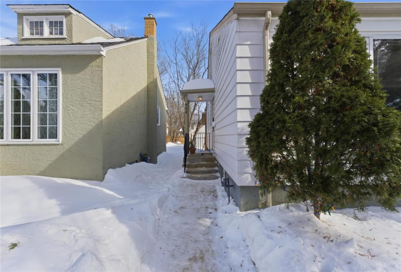 454 Campbell, 3 Bedrooms Bedrooms, 9 Rooms Rooms,Residential,For Sale,Campbell