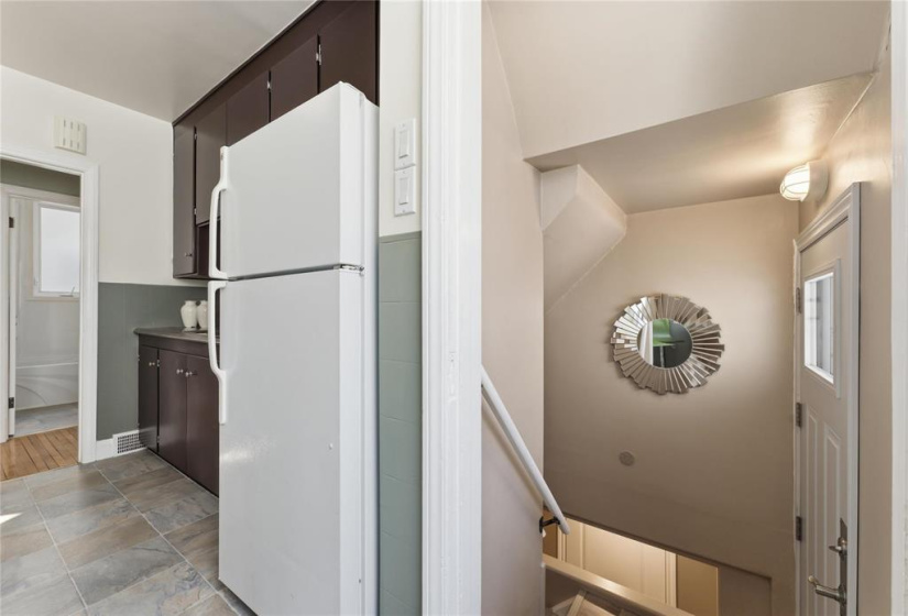 454 Campbell, 3 Bedrooms Bedrooms, 9 Rooms Rooms,Residential,For Sale,Campbell