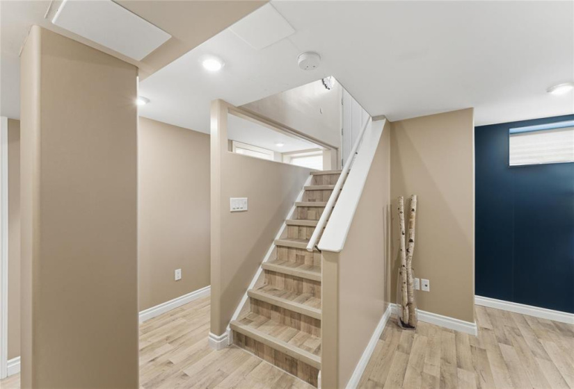 454 Campbell, 3 Bedrooms Bedrooms, 9 Rooms Rooms,Residential,For Sale,Campbell