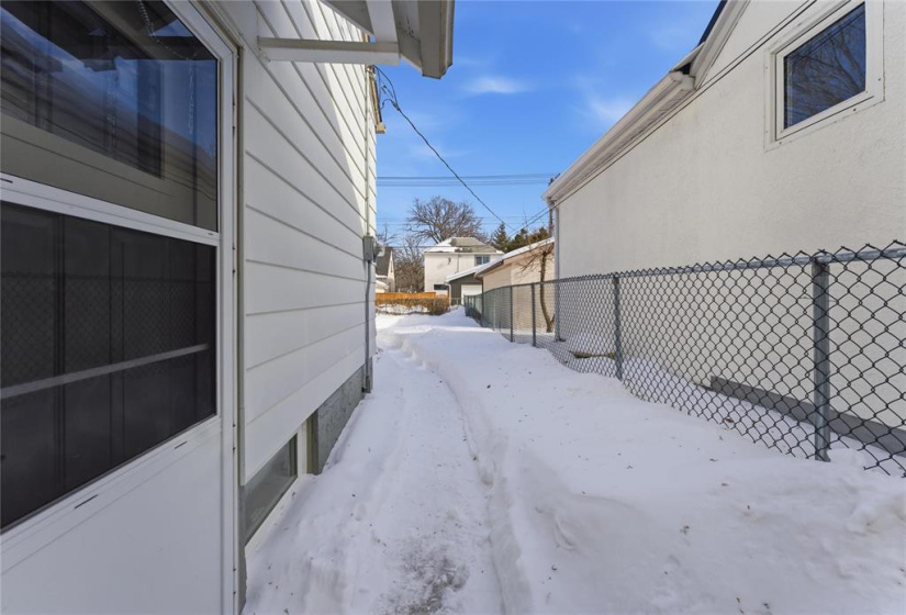 454 Campbell, 3 Bedrooms Bedrooms, 9 Rooms Rooms,Residential,For Sale,Campbell