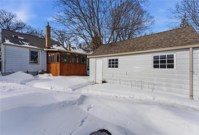 454 Campbell, 3 Bedrooms Bedrooms, 9 Rooms Rooms,Residential,For Sale,Campbell