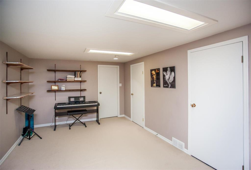 15 Orchard, 4 Bedrooms Bedrooms, 11 Rooms Rooms,3 BathroomsBathrooms,Residential,For Sale,Orchard