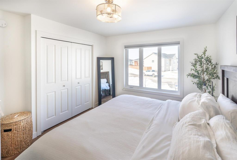 70 CRESCENTWOOD, 2 Bedrooms Bedrooms, 6 Rooms Rooms,1 BathroomBathrooms,Residential,For Sale,CRESCENTWOOD