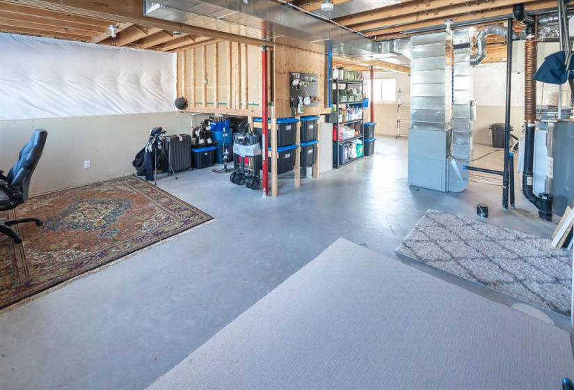 70 CRESCENTWOOD, 2 Bedrooms Bedrooms, 6 Rooms Rooms,1 BathroomBathrooms,Residential,For Sale,CRESCENTWOOD