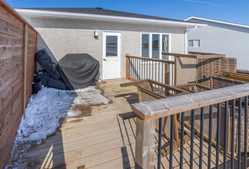 70 CRESCENTWOOD, 2 Bedrooms Bedrooms, 6 Rooms Rooms,1 BathroomBathrooms,Residential,For Sale,CRESCENTWOOD