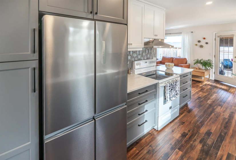 77 Victor Lewis, 2 Bedrooms Bedrooms, 13 Rooms Rooms,3 BathroomsBathrooms,Condominium,For Sale,Victor Lewis