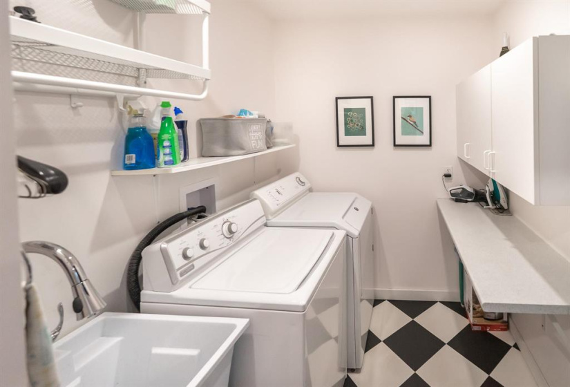 77 Victor Lewis, 2 Bedrooms Bedrooms, 13 Rooms Rooms,3 BathroomsBathrooms,Condominium,For Sale,Victor Lewis