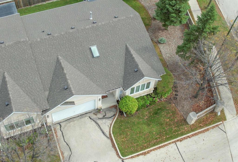 77 Victor Lewis, 2 Bedrooms Bedrooms, 13 Rooms Rooms,3 BathroomsBathrooms,Condominium,For Sale,Victor Lewis