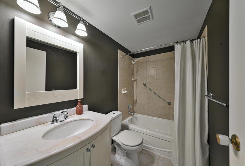 3070 Pembina, 2 Bedrooms Bedrooms, 6 Rooms Rooms,1 BathroomBathrooms,Condominium,For Sale,Pembina