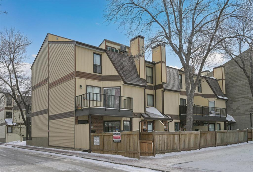 3070 Pembina, 2 Bedrooms Bedrooms, 6 Rooms Rooms,1 BathroomBathrooms,Condominium,For Sale,Pembina