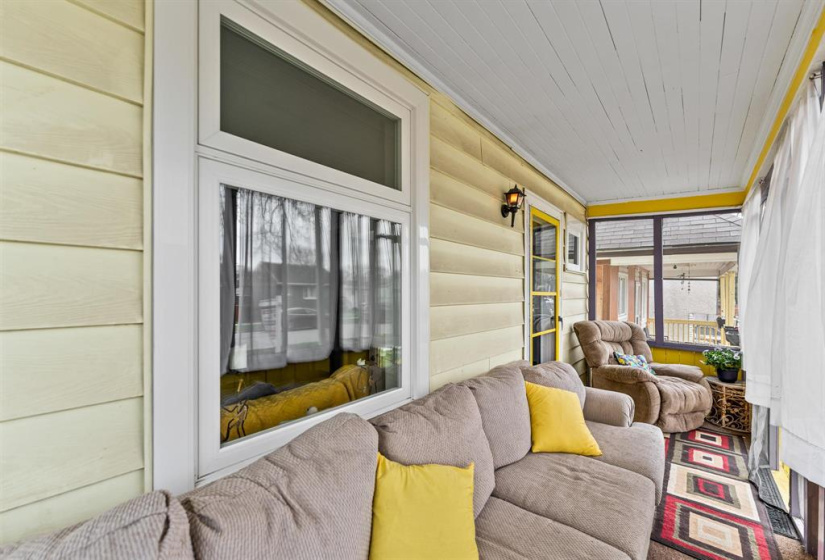 381 Parkview, 3 Bedrooms Bedrooms, 7 Rooms Rooms,1 BathroomBathrooms,Residential,For Sale,Parkview