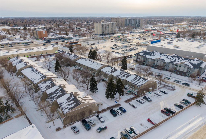 206 Greenway, 2 Bedrooms Bedrooms, 6 Rooms Rooms,1 BathroomBathrooms,Condominium,For Sale,Greenway