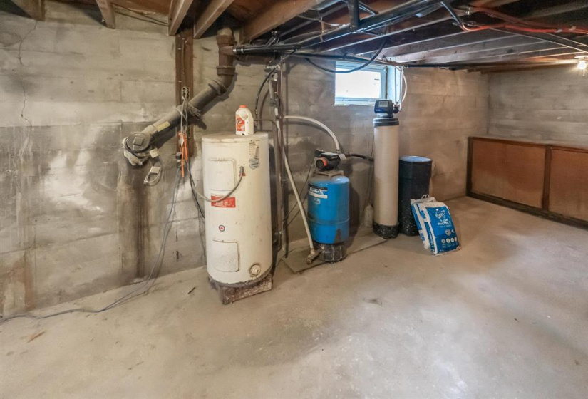 25026 8N, 2 Bedrooms Bedrooms, 5 Rooms Rooms,1 BathroomBathrooms,Residential,For Sale,8N