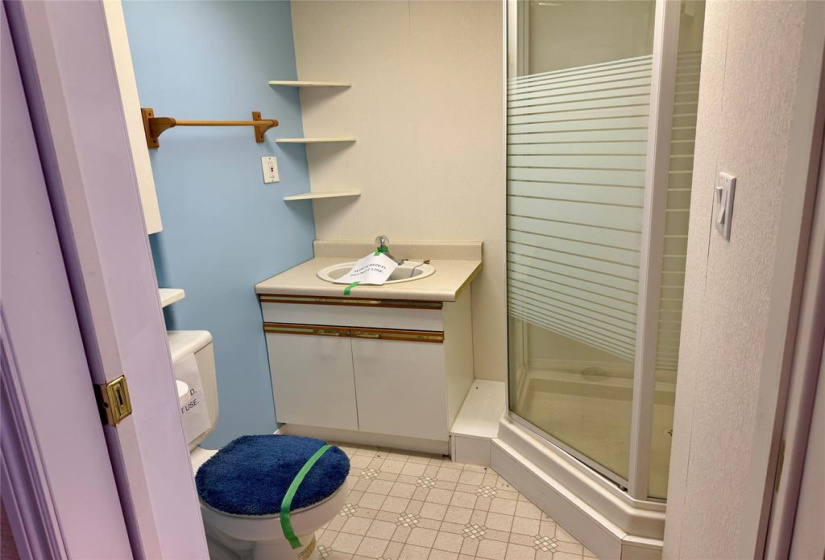 22 Whiteway, 2 Bedrooms Bedrooms, 8 Rooms Rooms,2 BathroomsBathrooms,Residential,For Sale,Whiteway