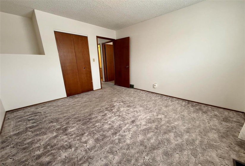 22 Whiteway, 2 Bedrooms Bedrooms, 8 Rooms Rooms,2 BathroomsBathrooms,Residential,For Sale,Whiteway