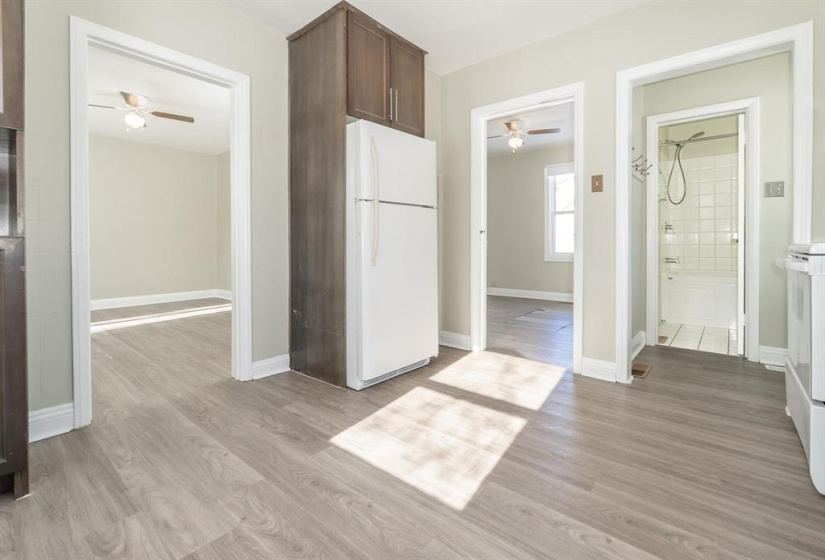 121 Sadler, 2 Bedrooms Bedrooms, 5 Rooms Rooms,1 BathroomBathrooms,Residential,For Sale,Sadler