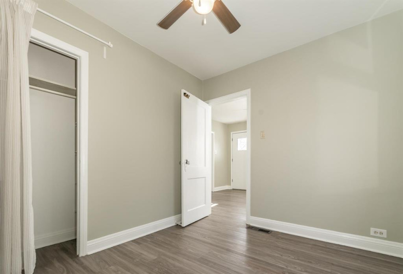 121 Sadler, 2 Bedrooms Bedrooms, 5 Rooms Rooms,1 BathroomBathrooms,Residential,For Sale,Sadler